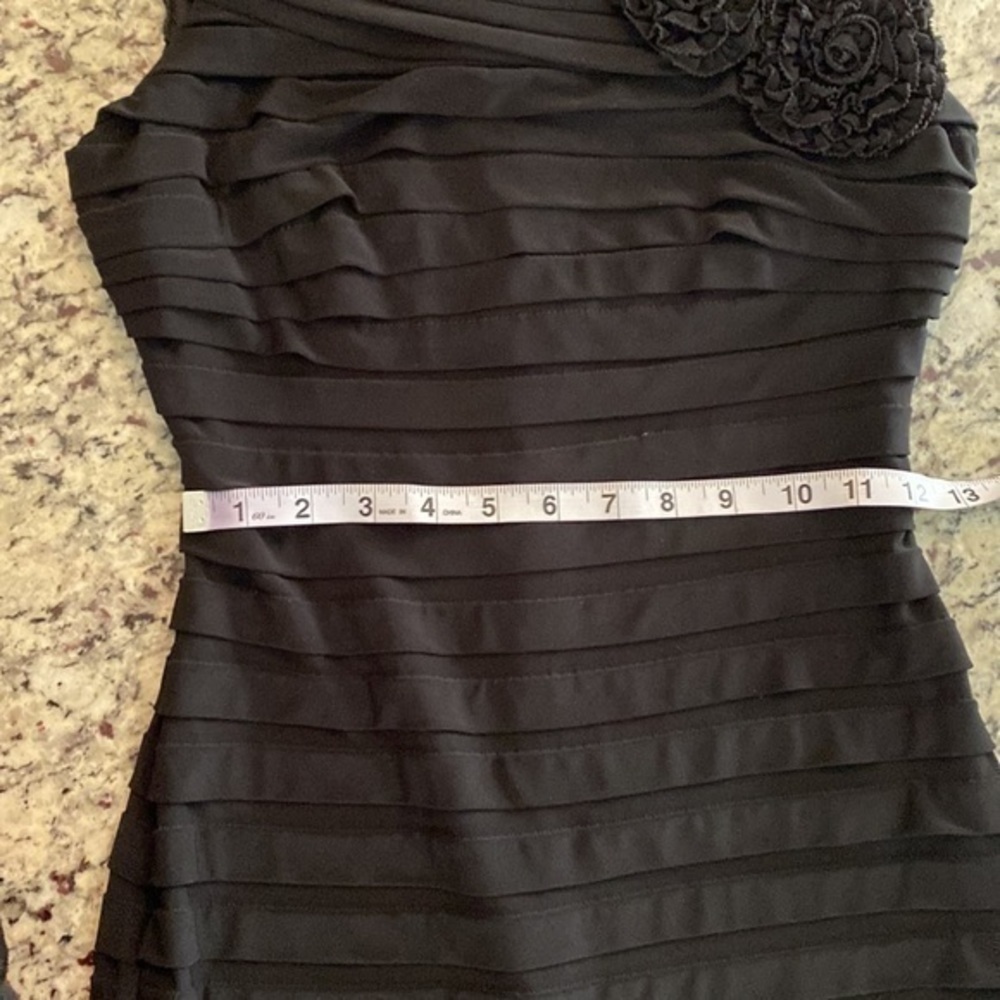 Adrianna Papell black banded jersey sheath dress T12 - Picture 12 of 12
